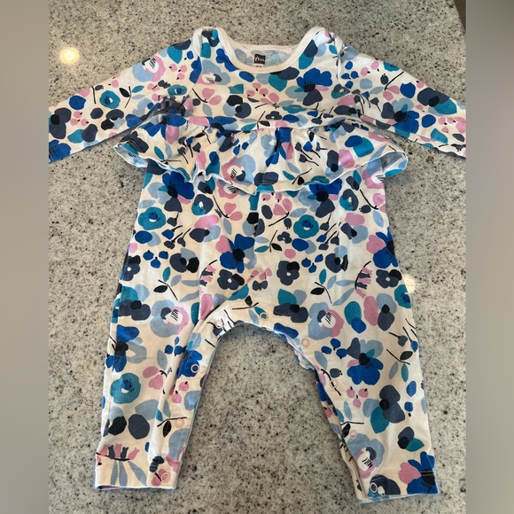 Tea Collection Baby Girl Romper 6-9 Months - Picture 2 of 7
